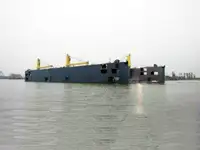 ভাসমান ডক বিক্রির জন্য